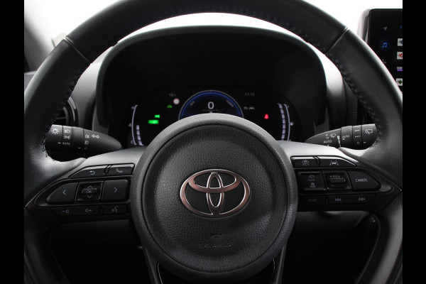 Toyota Yaris 1.5 Hybrid Dynamic Automaat | Navigatie | Climate control | Cruise control adaptive | LED | Achteruitrijcamera | Lane assist | Apple Carplay/ Android Auto | Keyless start