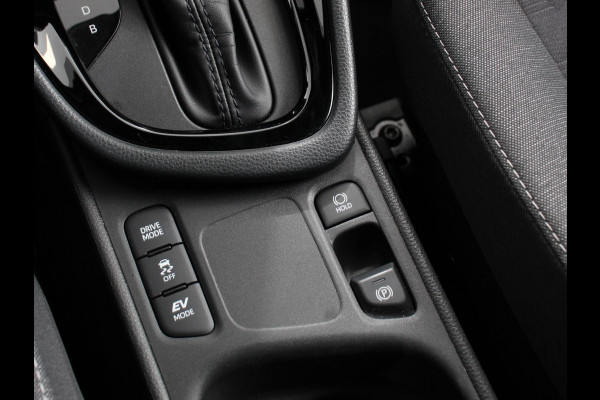 Toyota Yaris 1.5 Hybrid Dynamic Automaat | Navigatie | Climate control | Cruise control adaptive | LED | Achteruitrijcamera | Lane assist | Apple Carplay/ Android Auto | Keyless start