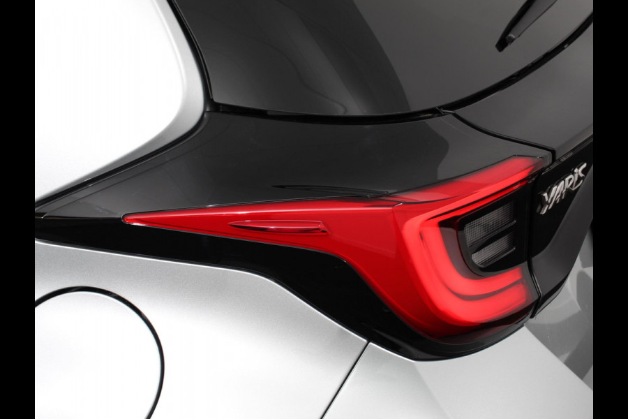 Toyota Yaris 1.5 Hybrid Dynamic Automaat | Navigatie | Climate control | Cruise control adaptive | LED | Achteruitrijcamera | Lane assist | Apple Carplay/ Android Auto | Keyless start