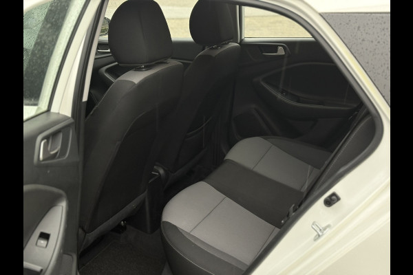 Hyundai i20 1.0 T-GDI i-Motion | Apple Carplay/Android Auto, Camera, Airco, Cruise Control | Dealeronderhouden| 1e Eigenaar NAP |