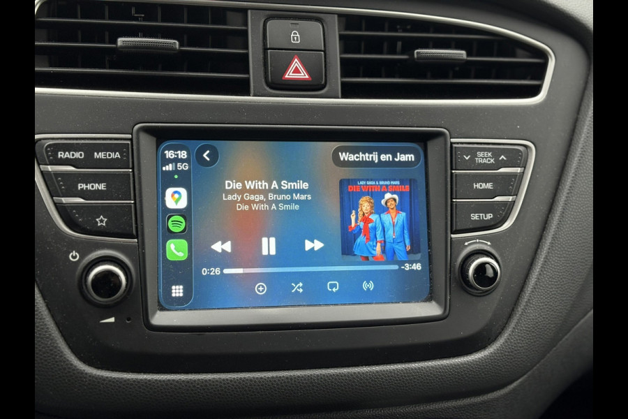 Hyundai i20 1.0 T-GDI i-Motion | Apple Carplay/Android Auto, Camera, Airco, Cruise Control | Dealeronderhouden| 1e Eigenaar NAP |