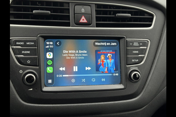 Hyundai i20 1.0 T-GDI i-Motion | Apple Carplay/Android Auto, Camera, Airco, Cruise Control | Dealeronderhouden| 1e Eigenaar NAP |