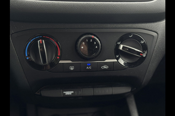 Hyundai i20 1.0 T-GDI i-Motion | Apple Carplay/Android Auto, Camera, Airco, Cruise Control | Dealeronderhouden| 1e Eigenaar NAP |
