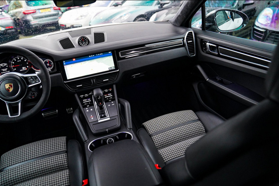 Porsche Cayenne Coupé 4.0 GTS | Carbon | 360 Camera | Head Up Display | Lightweight | Sport Chrono