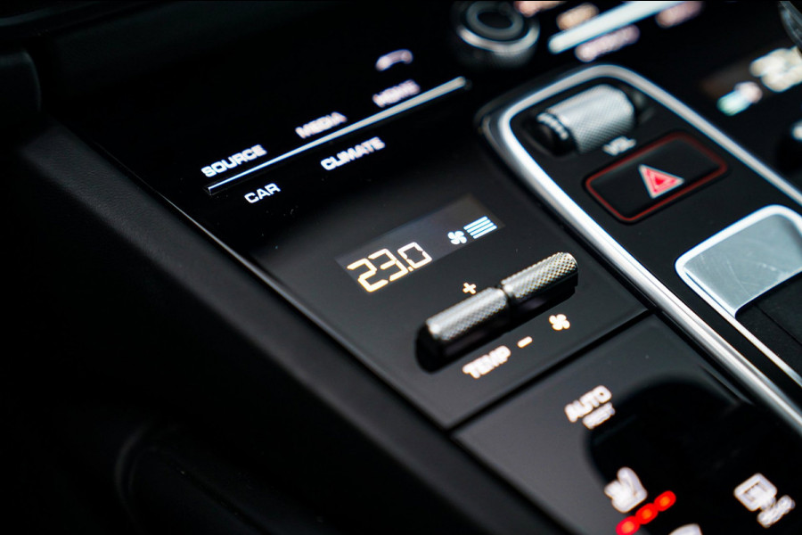 Porsche Cayenne Coupé 4.0 GTS | Carbon | 360 Camera | Head Up Display | Lightweight | Sport Chrono