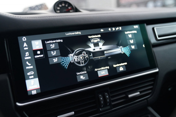 Porsche Cayenne Coupé 4.0 GTS | Carbon | 360 Camera | Head Up Display | Lightweight | Sport Chrono