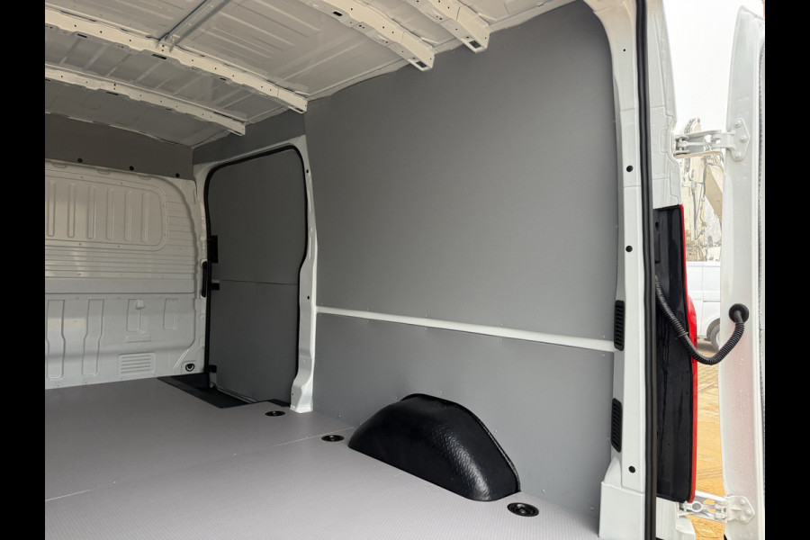 Maxus eDeliver 9 89kWh ALL-IN PRIJS 398km WLTP L3H2 204PK 80KWh Snelladen Dubbele schuifdeur Apple Carplay Adaptieve Cruise Control Led Airco Stoelverwarming BPM Vrij