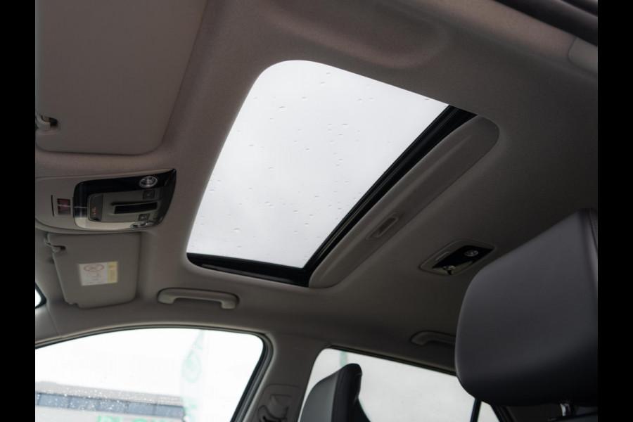 Kia Niro 1.6 GDi Hybrid ExecutiveLine | Schuifdak | Stoel en stuurverwarming |