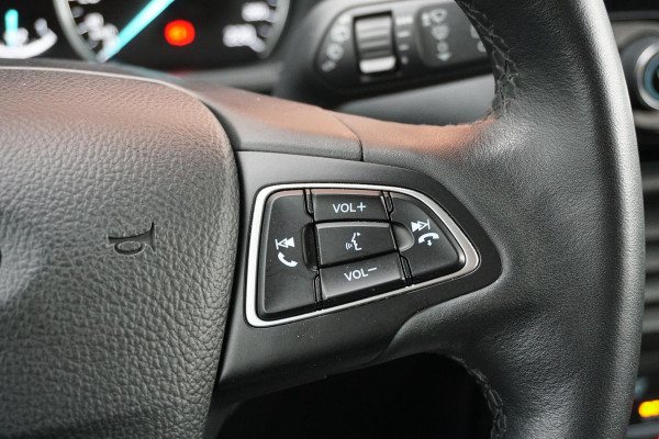 Ford EcoSport 1.0 EcoBoost Titanium + XENON / B&O / CAMERA / KEYLESS