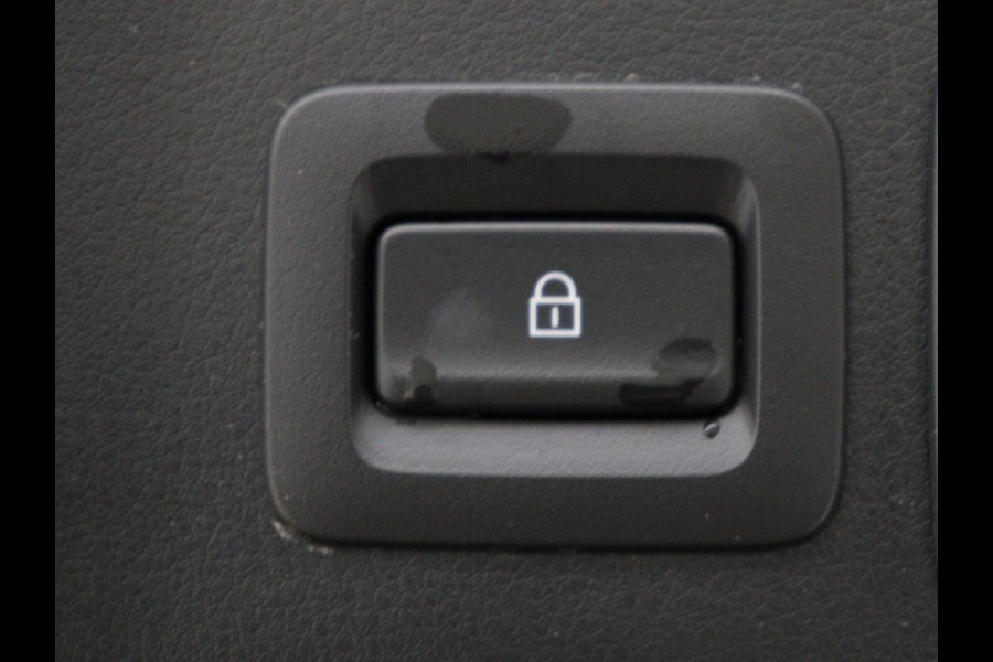 Mazda 3 2.0 e-SkyActiv-X M Hybrid 180 Comfort Bose | Head-Up | Stoelverwarming | Carplay | Camera | Keyless | Dodehoek detectie | Adaptive cruise | Stuurverwarming | Navigatie | Full LED