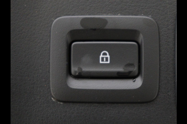 Mazda 3 2.0 e-SkyActiv-X M Hybrid 180 Comfort Bose | Head-Up | Stoelverwarming | Carplay | Camera | Keyless | Dodehoek detectie | Adaptive cruise | Stuurverwarming | Navigatie | Full LED