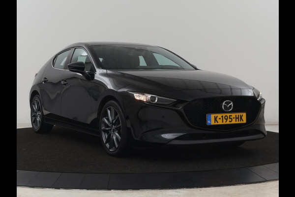 Mazda 3 2.0 e-SkyActiv-X M Hybrid 180 Comfort Bose | Head-Up | Stoelverwarming | Carplay | Camera | Keyless | Dodehoek detectie | Adaptive cruise | Stuurverwarming | Navigatie | Full LED