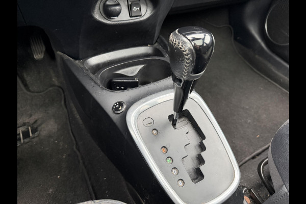 Toyota Yaris 1.5 Hybrid Executive | Stoel verwarming | Panoramadak | Navigatie |