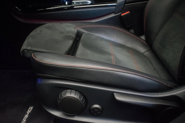 Mercedes-Benz A-Klasse 180 AMG Night Edition Automaat ORG NL [ Sfeerverlichting Elektrische Trekhaak Camera Stoelverwarming ]