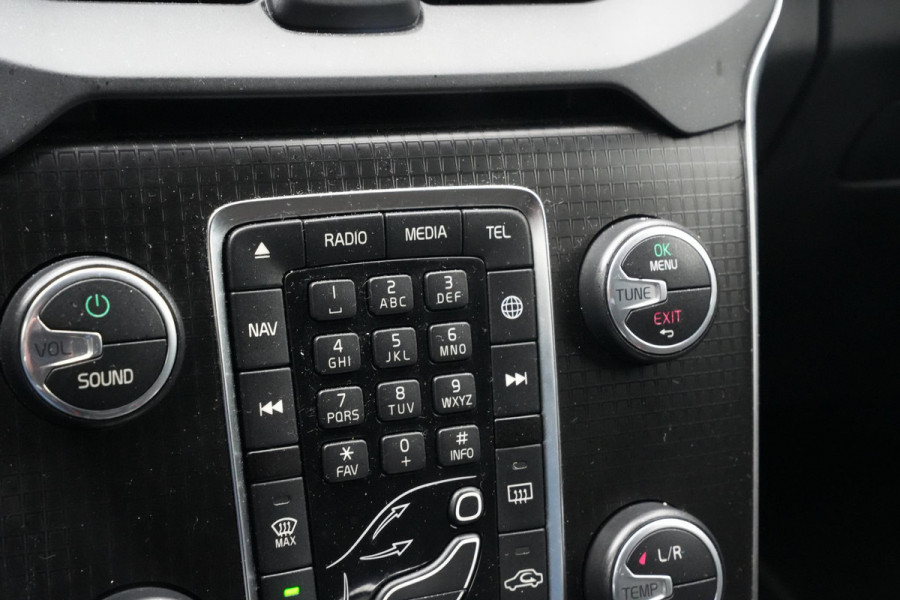 Volvo V40 2.0 T4 Business Sport R Design Stoelverw. Leer/Alcantara Digitale Teller Cruise PDC