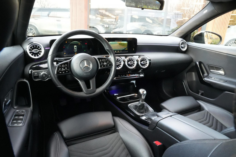 Mercedes-Benz A-Klasse 160 Ambient LED Leer/Stof Camera