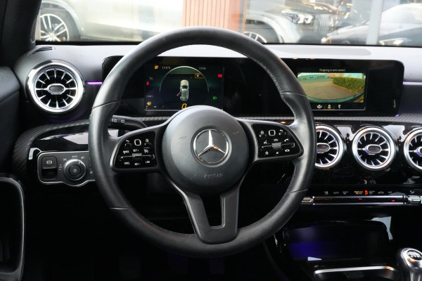 Mercedes-Benz A-Klasse 160 Ambient LED Leer/Stof Camera