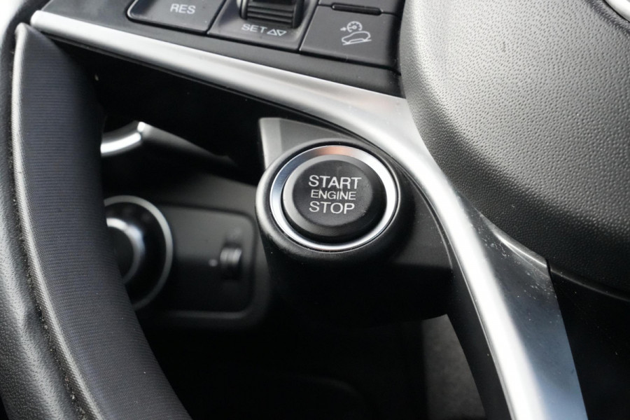 Alfa Romeo Stelvio 2.0 T AWD Super Keyless Leer Memory Stuurverw. DAB+ Camera