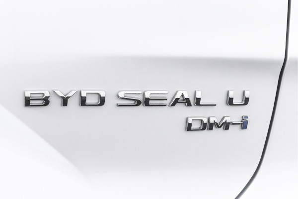 BYD SEAL U 1.5 DM-i FWD Boost | Plug-In | S/K-Panodak | 360 Camera | App connect | Adapt. Cruise | Elek. Klep | Infinity audio | 19" | 7590