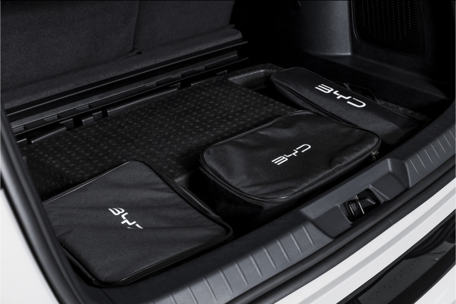 BYD SEAL U 1.5 DM-i FWD Boost | Plug-In | S/K-Panodak | 360 Camera | App connect | Adapt. Cruise | Elek. Klep | Infinity audio | 19" | 3781