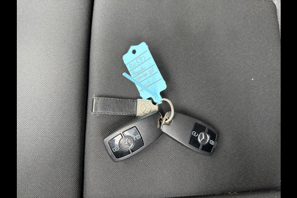 Mercedes-Benz Sprinter 215 1.9 CDI L2H2 LED MBUX Climate Control Cruise Control Camera Carplay Lucht geveerde stoel