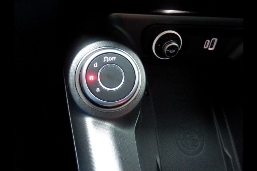 Alfa Romeo Tonale 1.3T PHEV Ti 280 pk. I Hybride I Camera I Adapt. cruise contr. I