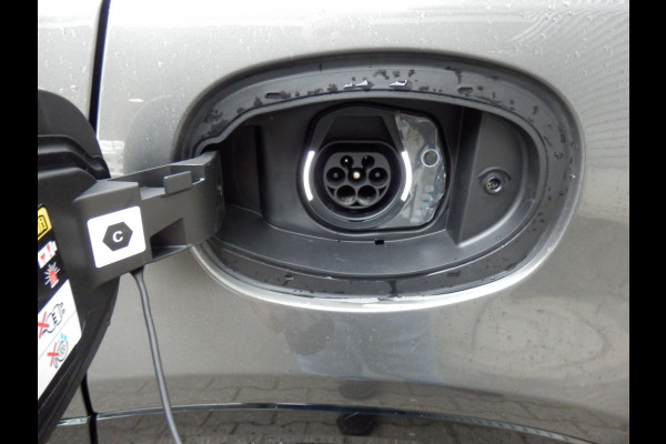 Alfa Romeo Tonale 1.3T PHEV Ti 280 pk. I Hybride I Camera I Adapt. cruise contr. I