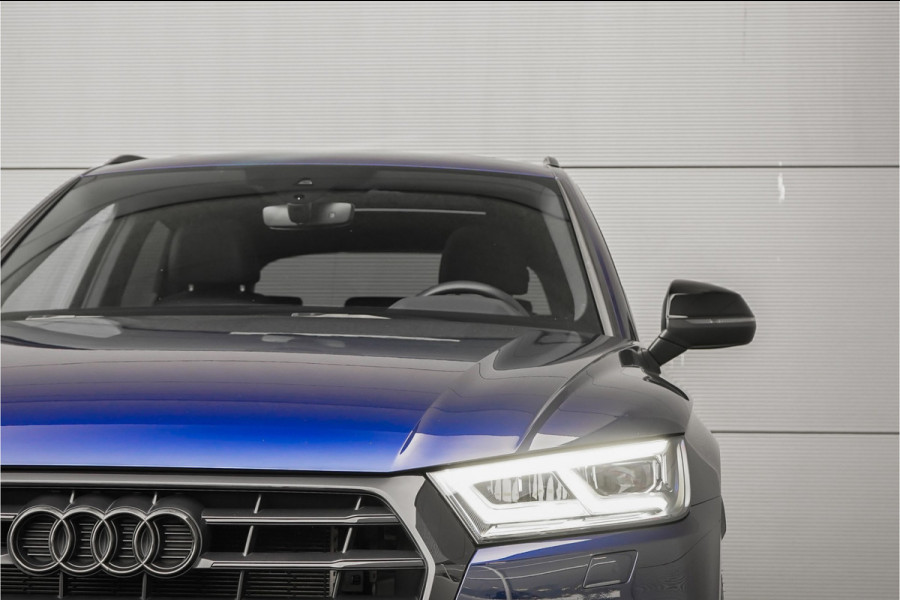 Audi Q5 50 TFSI e Quattro S Edition Pano Luchtvering Camera Trekhaak 22"