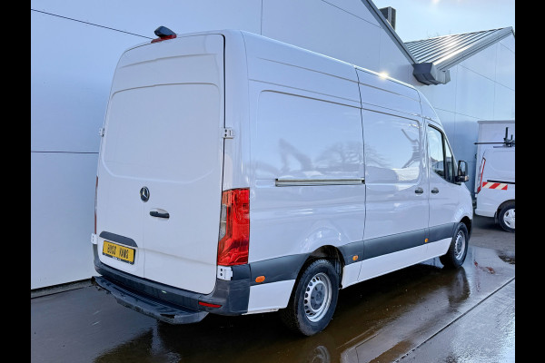 Mercedes-Benz Sprinter 314 2.2 CDI Automaat L2H2 MBUX Climate Control Cruise Control Carplay Camera