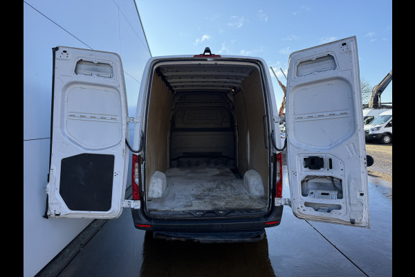 Mercedes-Benz Sprinter 314 2.2 CDI Automaat L2H2 MBUX Climate Control Cruise Control Carplay Camera