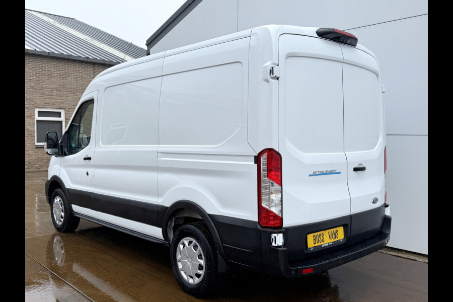 Ford E-Transit 68kWh 184PK L2H2 317km WLTP 97.0% (SOH) BEV Snelladen Climate Control Cruise Control Navigatie Carplay