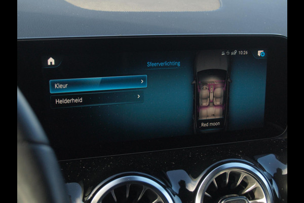 Mercedes-Benz EQA 250 Business Solution Luxury 67 kWh | SOH 98% | Camera | Sfeerverlichting | NL-Auto |