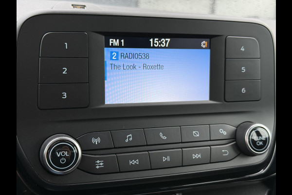 Ford Fiesta 1.1 Trend Dealer Onderhouden,Trekhaak,Airco,Cruise,N.A.P,Zeer Zuinig,Nieuwe Apk bij Aflevering