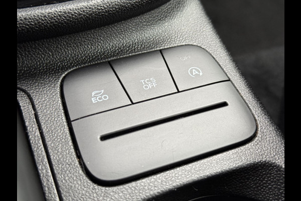 Ford Fiesta 1.1 Trend Dealer Onderhouden,Trekhaak,Airco,Cruise,N.A.P,Zeer Zuinig,Nieuwe Apk bij Aflevering