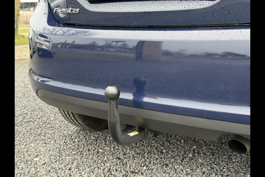 Ford Fiesta 1.1 Trend Dealer Onderhouden,Trekhaak,Airco,Cruise,N.A.P,Zeer Zuinig,Nieuwe Apk bij Aflevering
