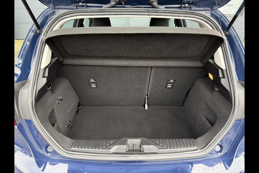 Ford Fiesta 1.1 Trend Dealer Onderhouden,Trekhaak,Airco,Cruise,N.A.P,Zeer Zuinig,Nieuwe Apk bij Aflevering