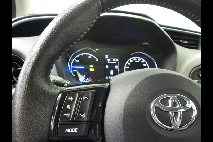 Toyota Yaris 1.5 Hybrid Active CAMERA/CLIMA/CRUISE/BLUETOOTH!