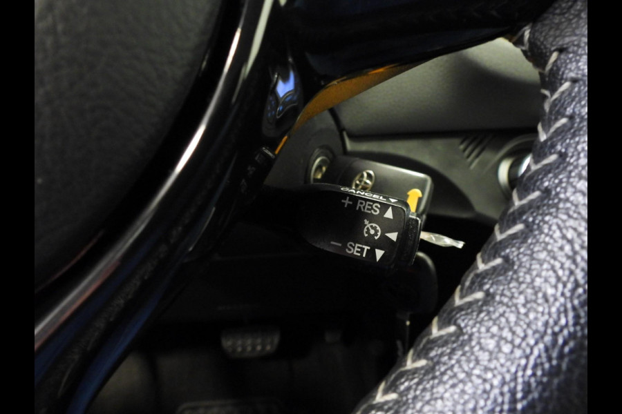 Toyota Yaris 1.5 Hybrid Active CAMERA/CLIMA/CRUISE/BLUETOOTH!