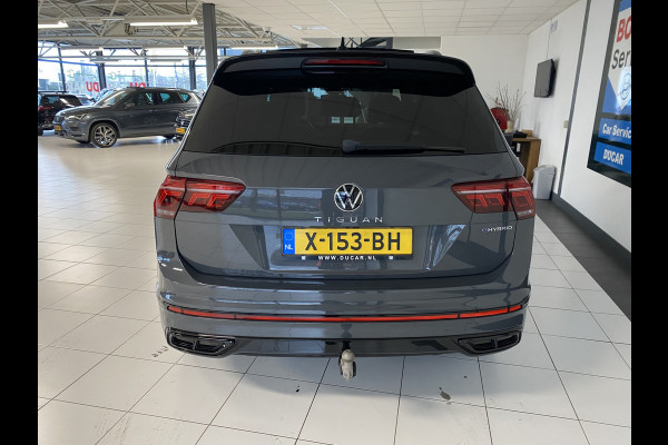 Volkswagen Tiguan 1.4 TSI eHybrid R-Line Business+Black style Panoramadak / Trekhaak /Carplay/ Leer