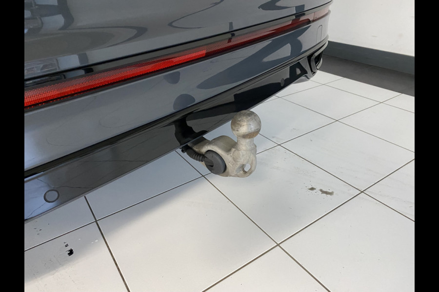 Volkswagen Tiguan 1.4 TSI eHybrid R-Line Business+Black style Panoramadak / Trekhaak /Carplay/ Leer