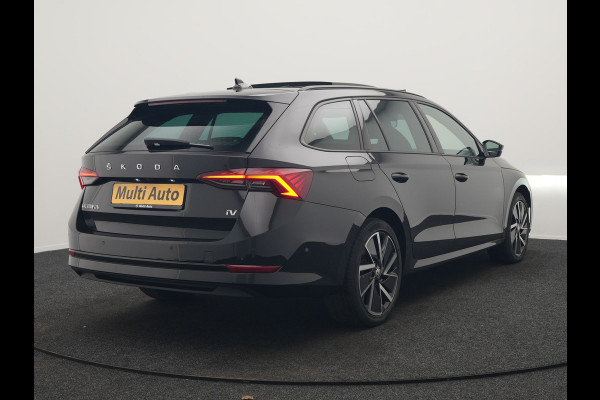 Škoda Octavia Combi 1.4 TSI iV Sportline Business Plug In Hybrid 204pk Dealer O.H. PHEV | Panodak | Sportstoelen Memory & Verwarmd | Matrix LED | Sfeerverlichting | Apple Carplay | Keyless | Blis | Cruise Control | Navigatie | DAB |