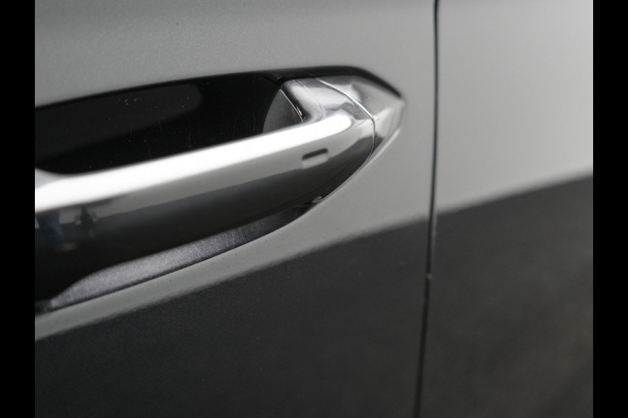 Škoda Octavia Combi 1.4 TSI iV Sportline Business Plug In Hybrid 204pk Dealer O.H. PHEV | Panodak | Sportstoelen Memory & Verwarmd | Matrix LED | Sfeerverlichting | Apple Carplay | Keyless | Blis | Cruise Control | Navigatie | DAB |