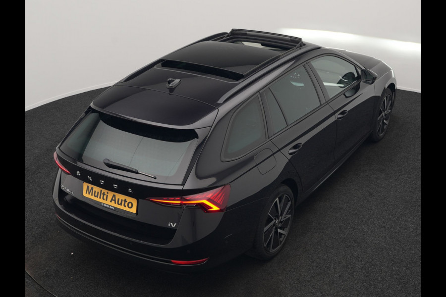 Škoda Octavia Combi 1.4 TSI iV Sportline Business Plug In Hybrid 204pk Dealer O.H. PHEV | Panodak | Sportstoelen Memory & Verwarmd | Matrix LED | Sfeerverlichting | Apple Carplay | Keyless | Blis | Cruise Control | Navigatie | DAB |