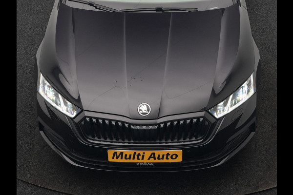 Škoda Octavia Combi 1.4 TSI iV Sportline Business Plug In Hybrid 204pk Dealer O.H. PHEV | Panodak | Sportstoelen Memory & Verwarmd | Matrix LED | Sfeerverlichting | Apple Carplay | Keyless | Blis | Cruise Control | Navigatie | DAB |