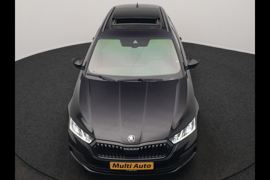 Škoda Octavia Combi 1.4 TSI iV Sportline Business Plug In Hybrid 204pk Dealer O.H. PHEV | Panodak | Sportstoelen Memory & Verwarmd | Matrix LED | Sfeerverlichting | Apple Carplay | Keyless | Blis | Cruise Control | Navigatie | DAB |