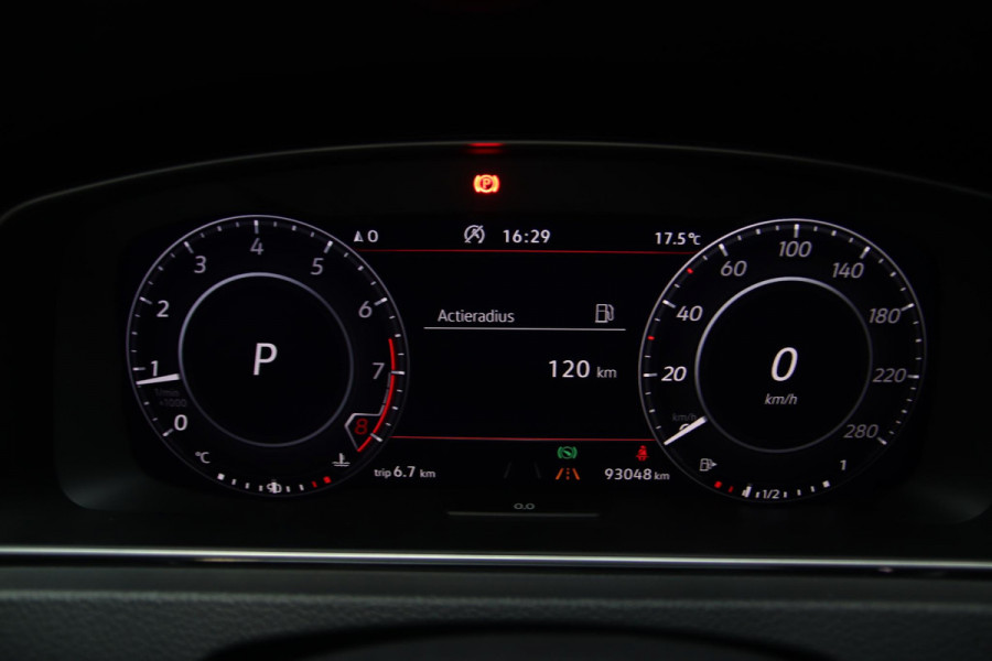 Volkswagen Golf 2.0 TSI GTI TCR PANO-DYN-MEMORY-BIG BREAK KIT