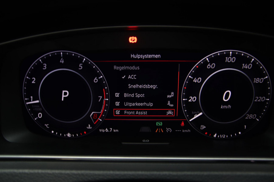 Volkswagen Golf 2.0 TSI GTI TCR PANO-DYN-MEMORY-BIG BREAK KIT