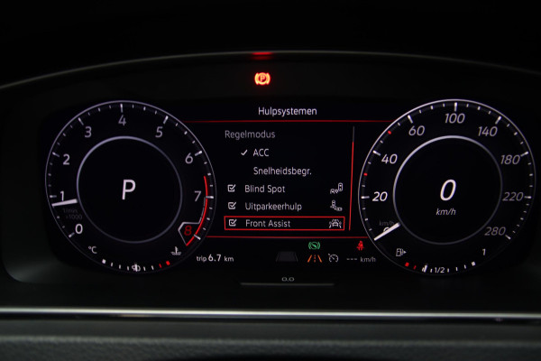 Volkswagen Golf 2.0 TSI GTI TCR PANO-DYN-MEMORY-BIG BREAK KIT