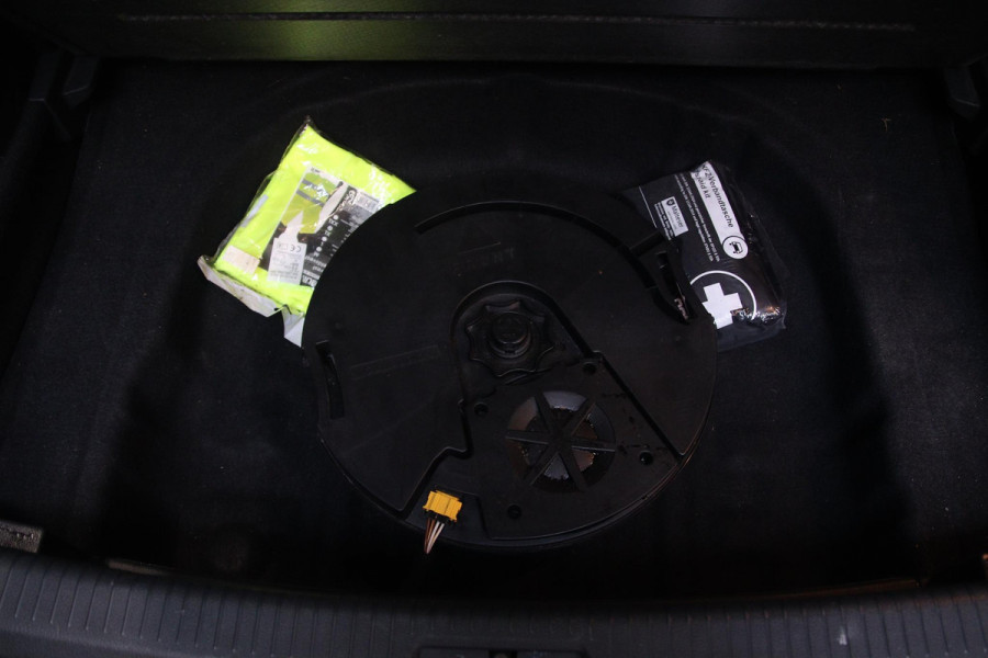 Volkswagen Golf 2.0 TSI GTI TCR PANO-DYN-MEMORY-BIG BREAK KIT