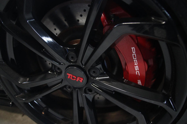 Volkswagen Golf 2.0 TSI GTI TCR PANO-DYN-MEMORY-BIG BREAK KIT